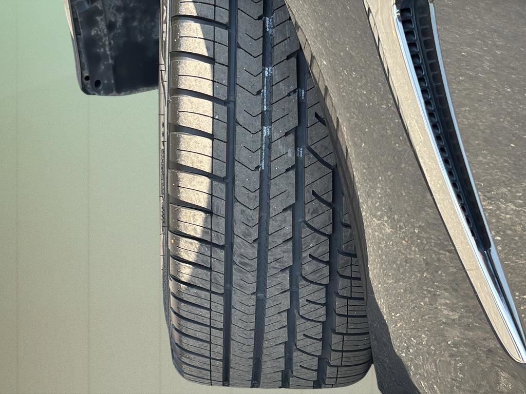 Used 2020 Genesis G70 2.0T w/ Prestige Package image 11