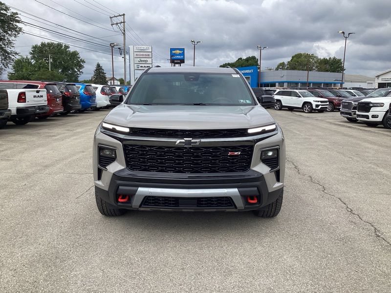 New 2027 Chevrolet Traverse Z71 w/ Enhanced Driving Package AWD/4WD image 2