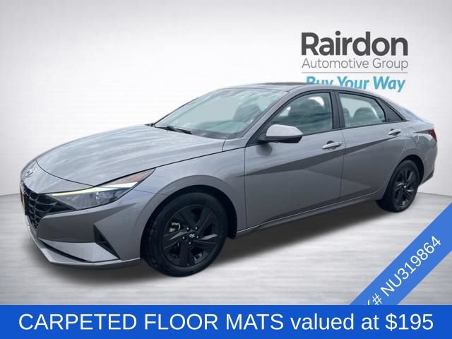 Used 2022 Hyundai Elantra SEL w/ Convenience Package FWD image 3