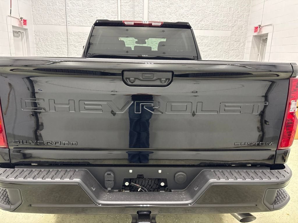 New 2026 Chevrolet Silverado 2500 Custom w/ Custom Convenience Package AWD/4WD image 5