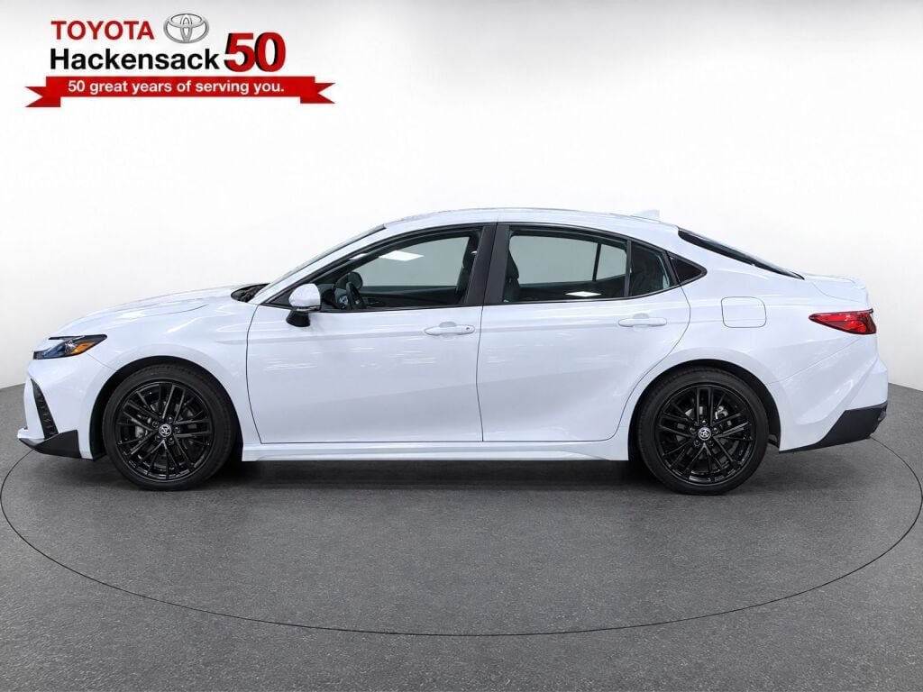 Certified 2026 Toyota Camry SE FWD image 6