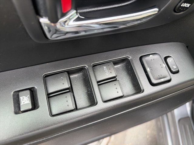 Used 2013 MAZDA MAZDA5 Grand Touring FWD image 13