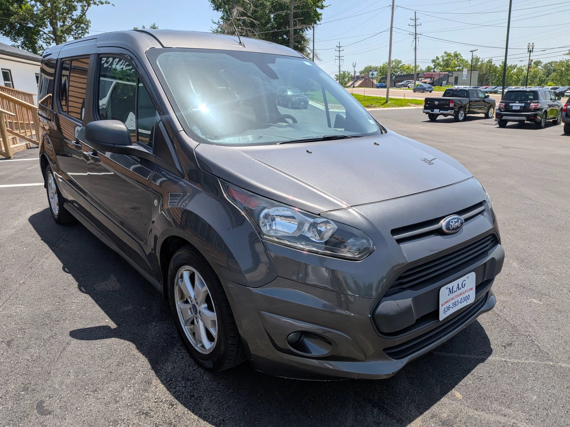 Used 2015 Ford Transit Connect XLT FWD image 8