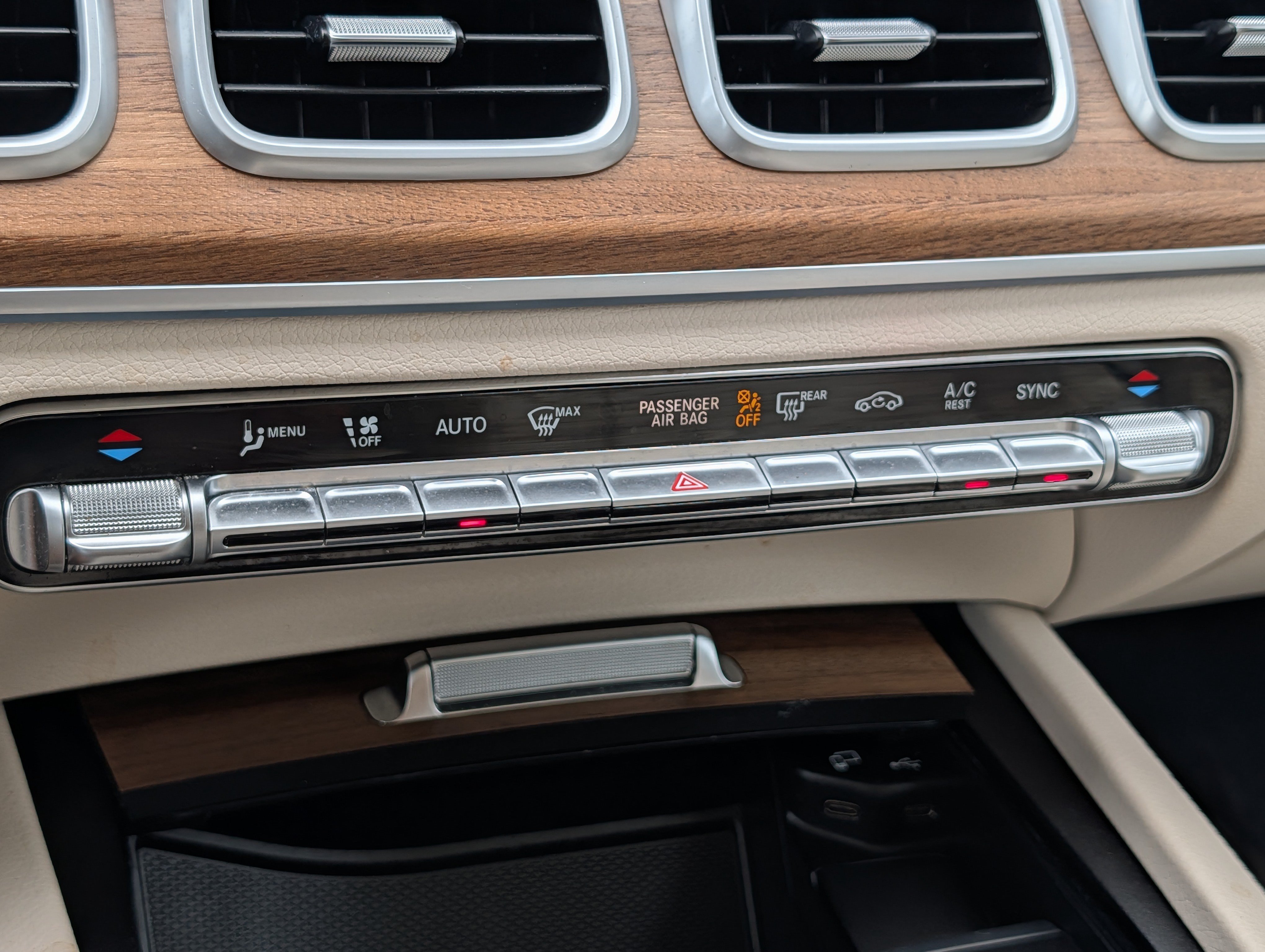 Used 2022 Mercedes-Benz GLE 350 4MATIC image 23