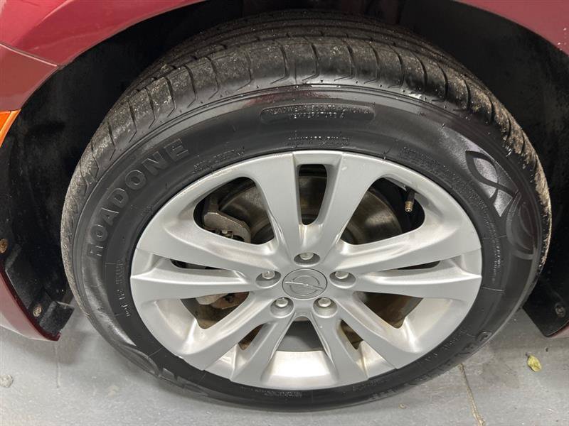 Used 2015 Chrysler 200 Limited w/ Convenience Group FWD image 15