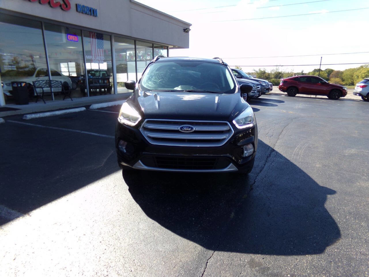 Used 2018 Ford Escape SEL image 3