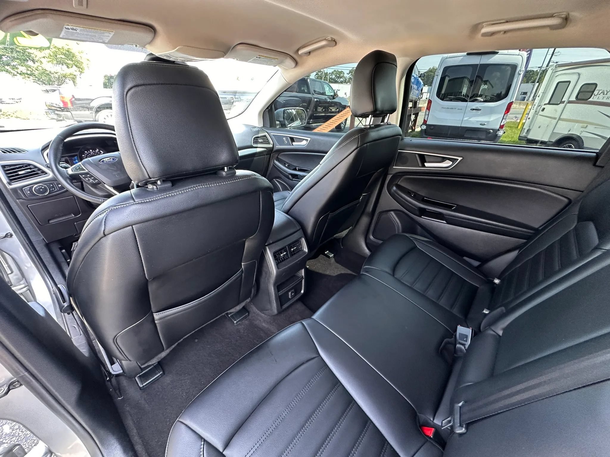Used 2020 Ford Edge SEL FWD image 17
