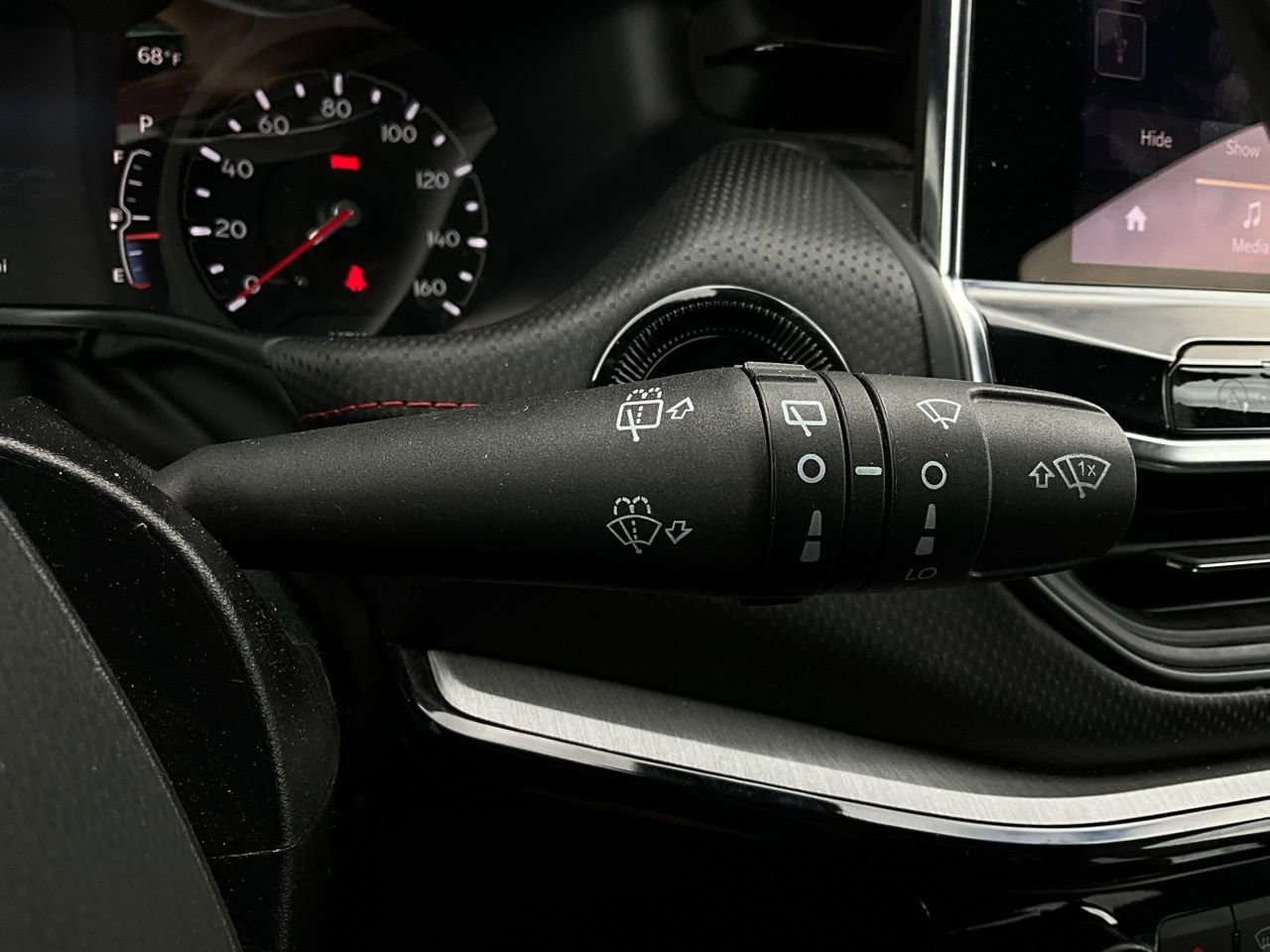 Used 2025 Jeep Compass Trailhawk image 37