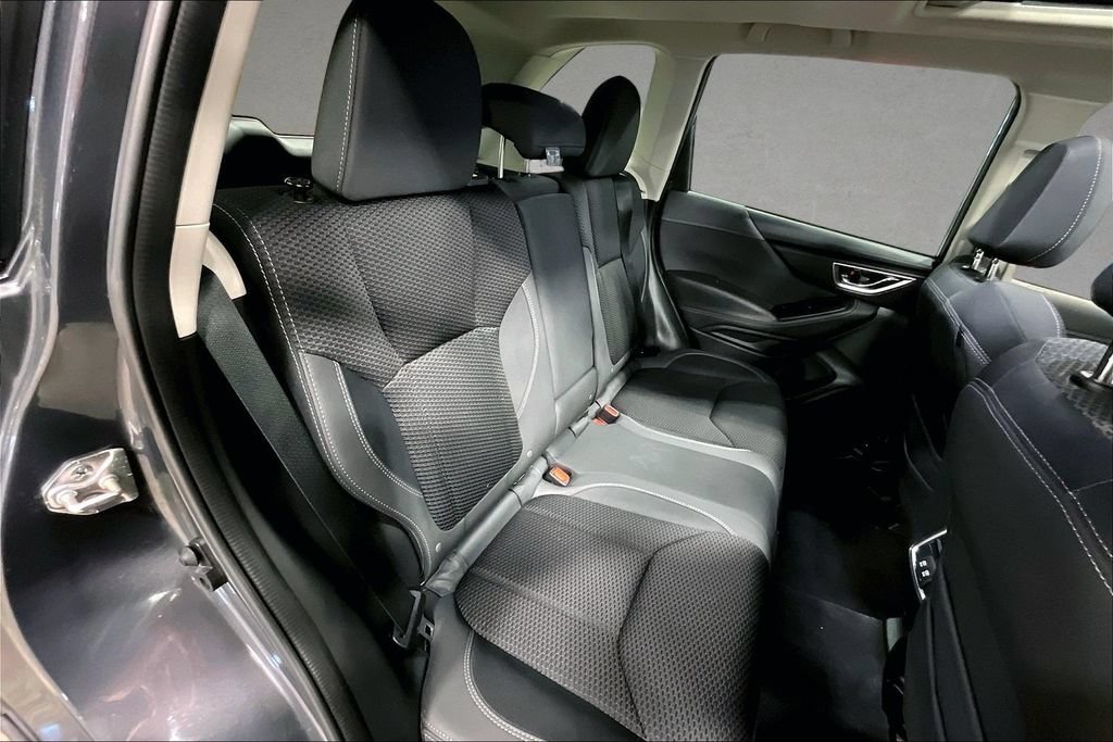 Used 2023 Subaru Forester Premium AWD/4WD image 26
