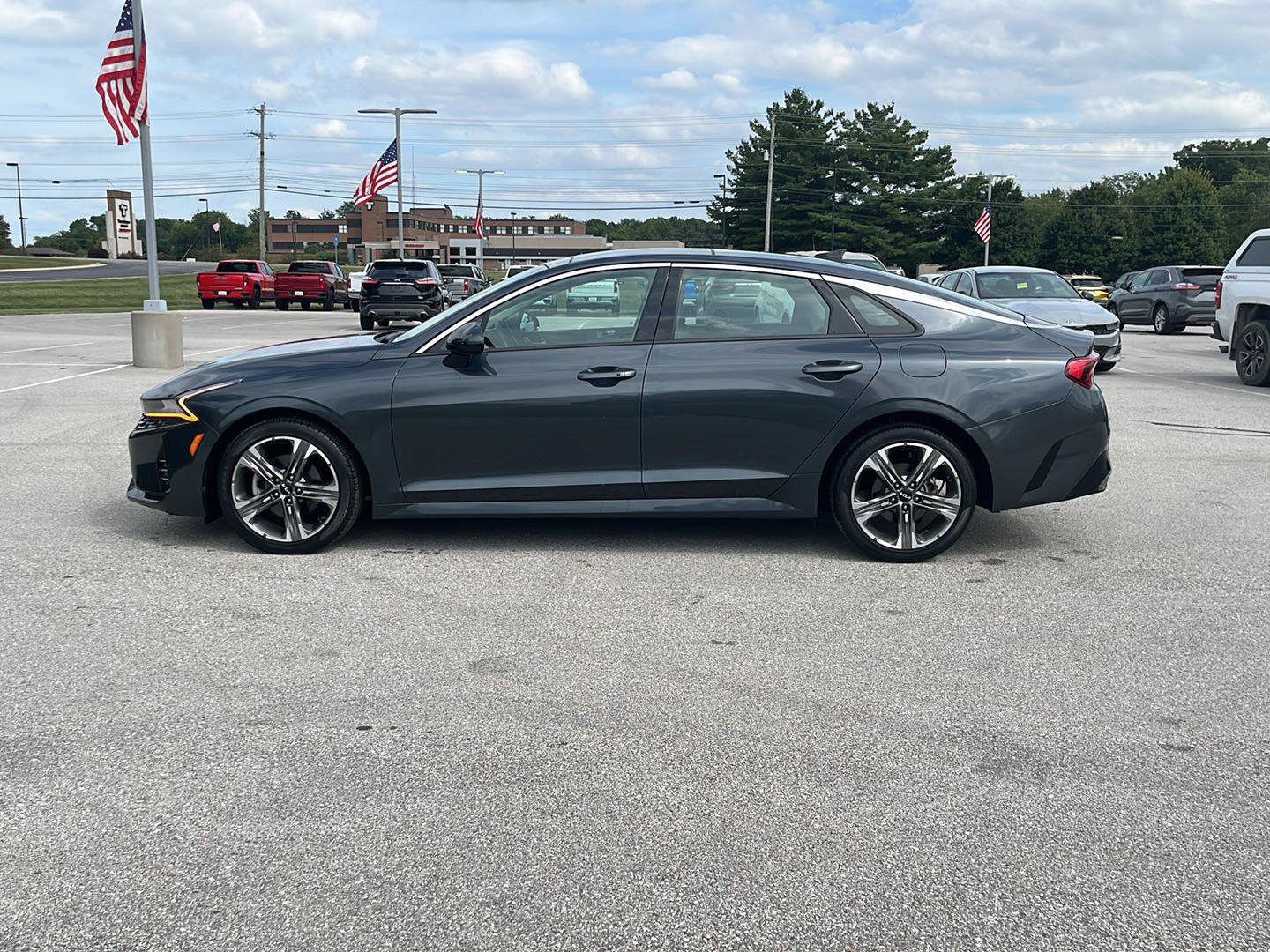 Used 2023 Kia K5 EX FWD image 2