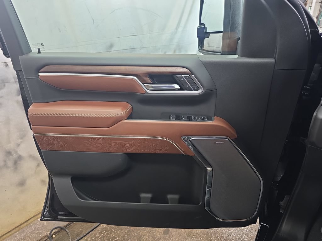 New 2026 GMC Sierra 3500 Denali Ultimate w/ LPO, Black Badging Package AWD/4WD image 28