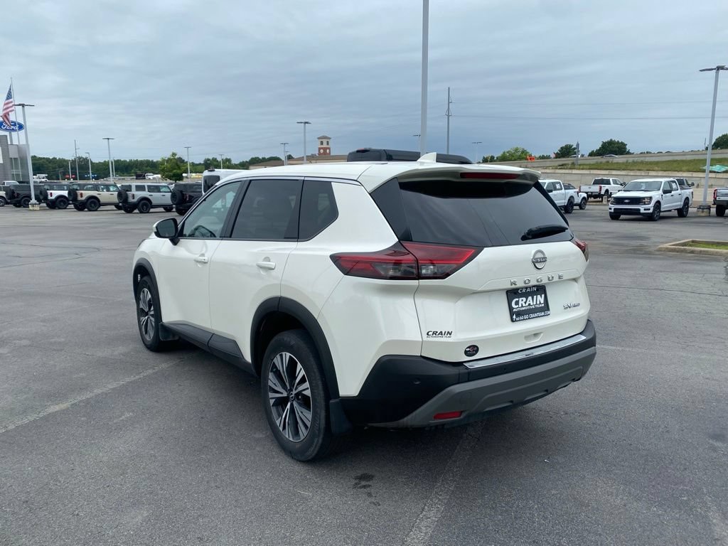 Used 2023 Nissan Rogue SV AWD/4WD image 4