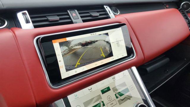 Used 2022 Land Rover Range Rover Sport SVR image 16