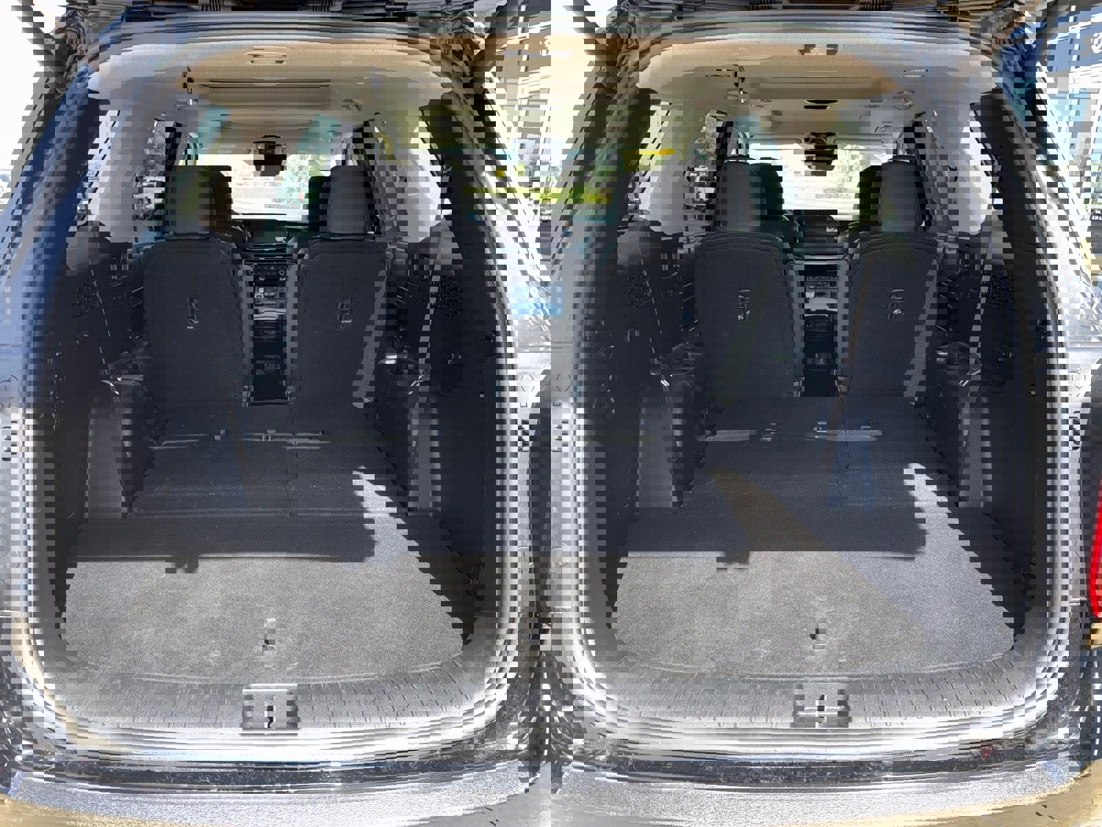 Used 2024 Hyundai Palisade Limited image 10