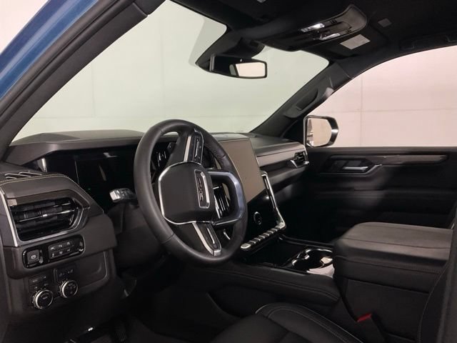Used 2025 GMC Yukon XL Elevation w/ LPO, Elevation Black Package AWD/4WD image 21