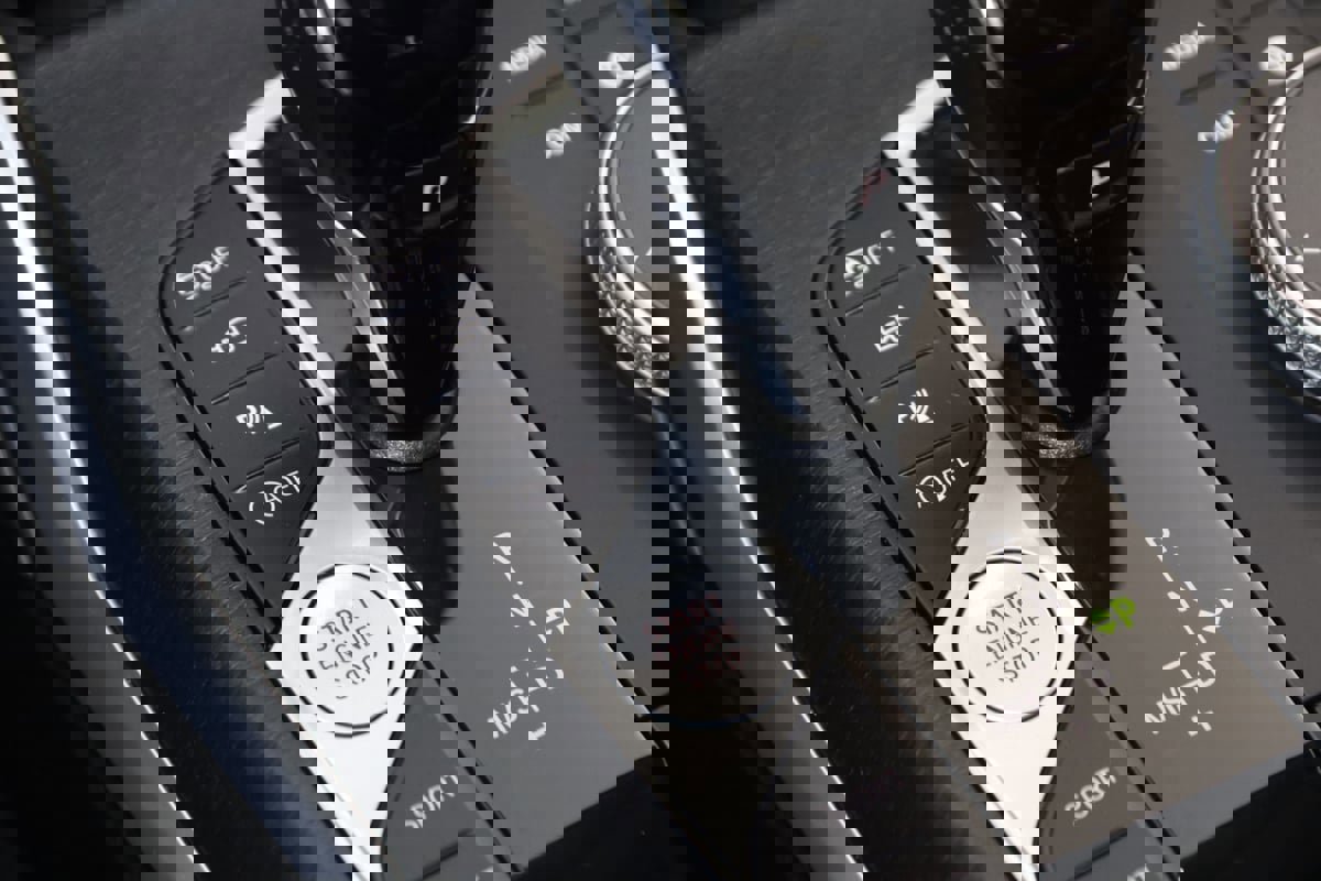 Used 2023 BMW 430i xDrive Convertible w/ Premium Package image 34