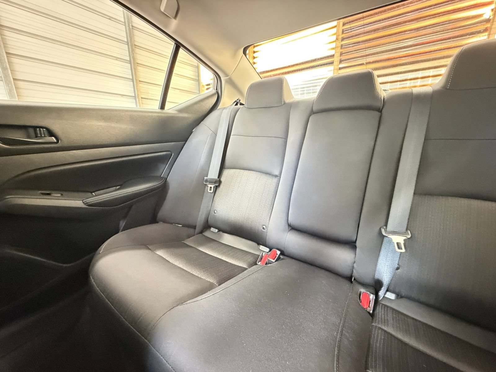 Used 2025 Nissan Altima 2.5 SV FWD image 34