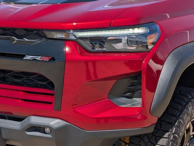 Used 2024 Chevrolet Colorado ZR2 w/ Technology Package image 11