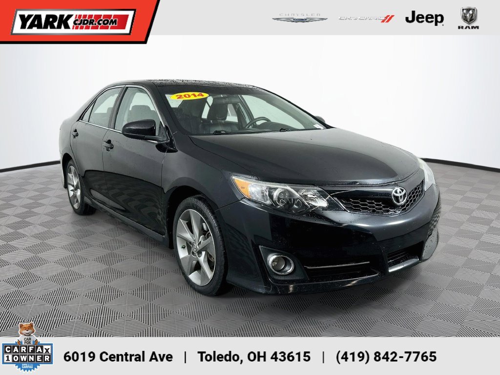 Used 2014 Toyota Camry SE FWD 360° Tour