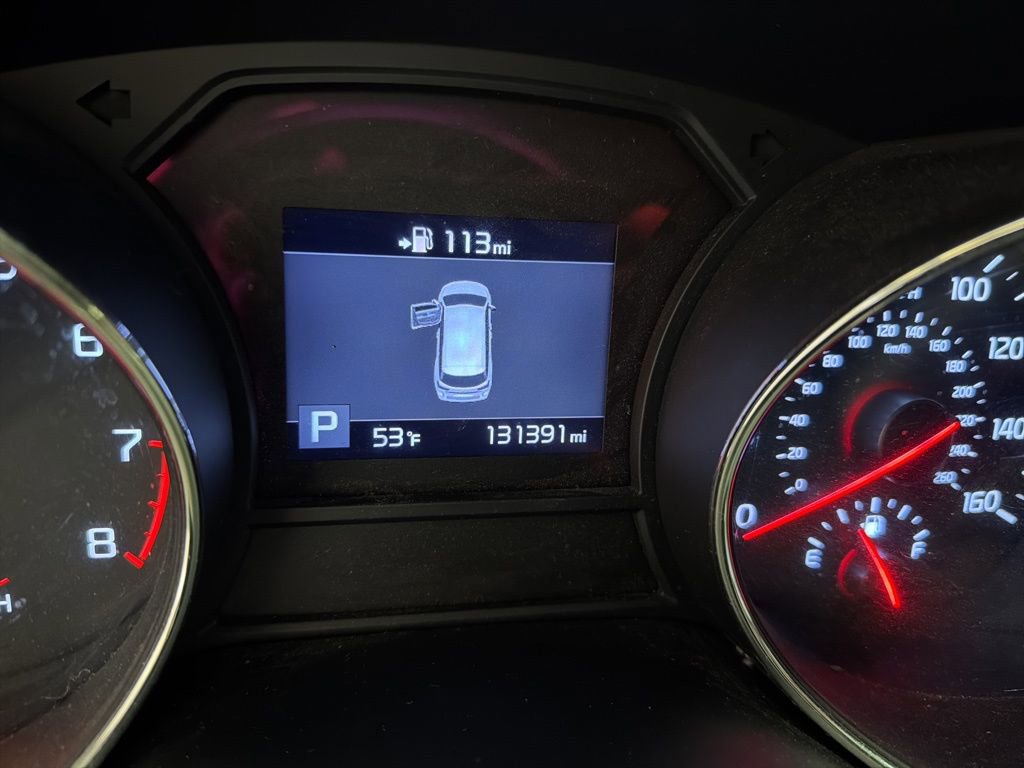 Used 2019 Kia Sedona EX image 2