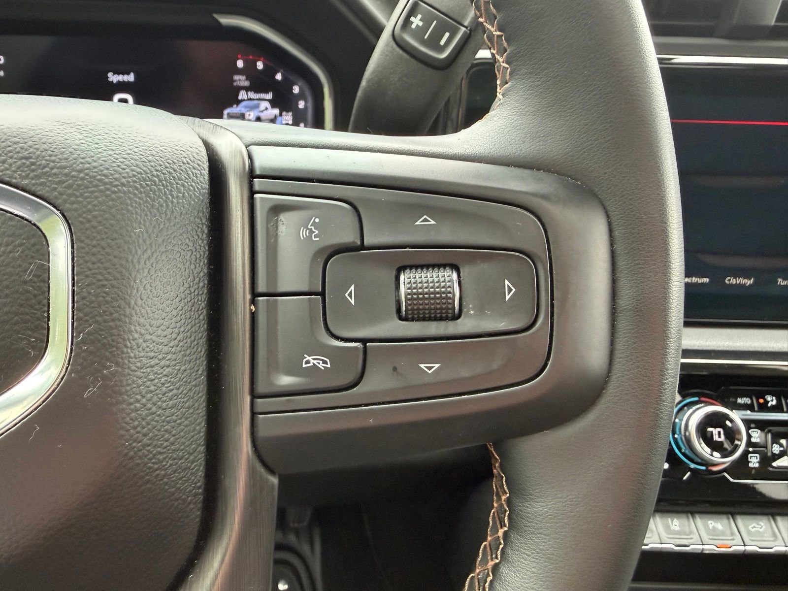 Used 2024 GMC Sierra 2500 AT4 w/ AT4 Premium Plus Package image 15