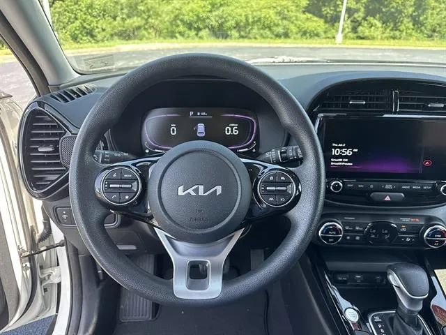 Certified 2023 Kia Soul S FWD image 8