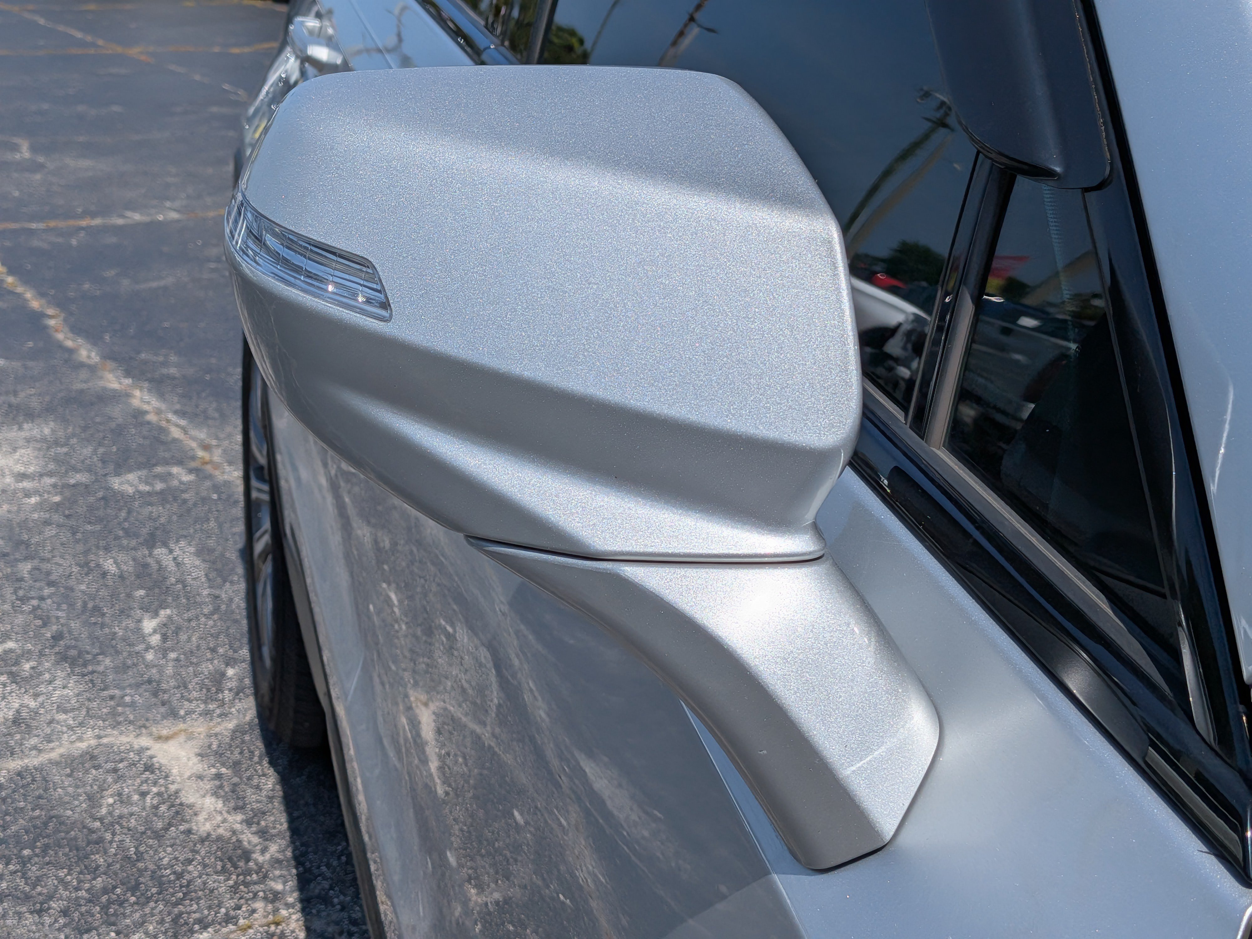Certified 2019 Cadillac XT4 Sport FWD image 9