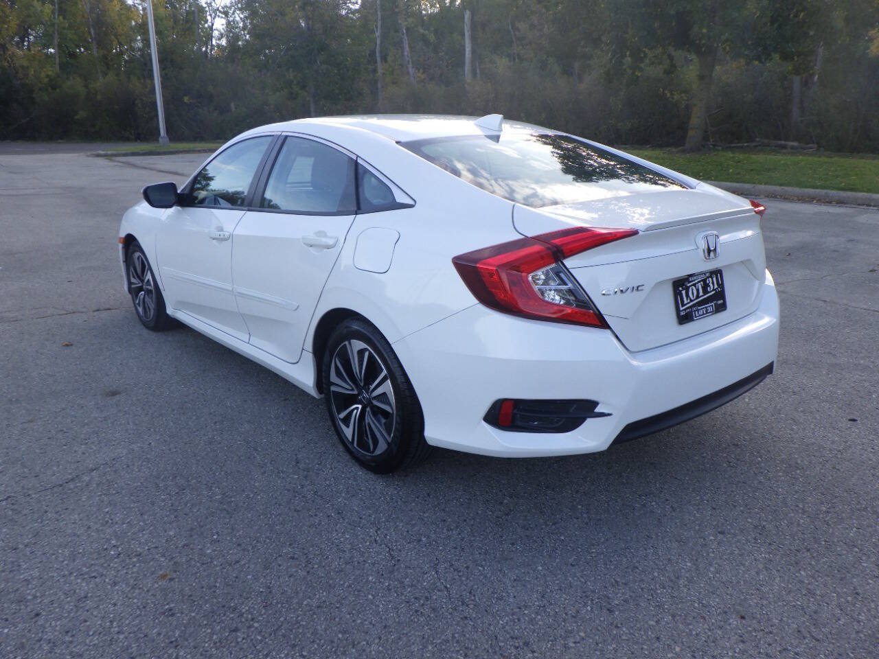 Used 2016 Honda Civic EX-T image 3