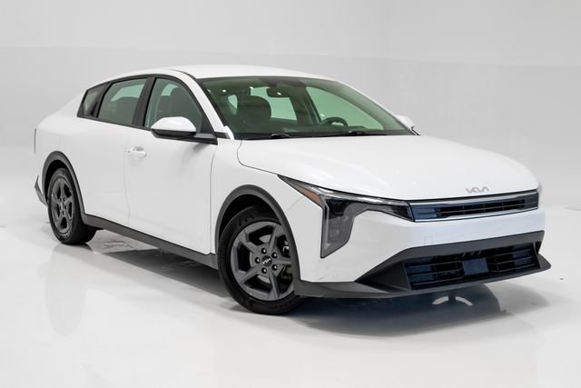 Used 2025 Kia K4 FWD image 6