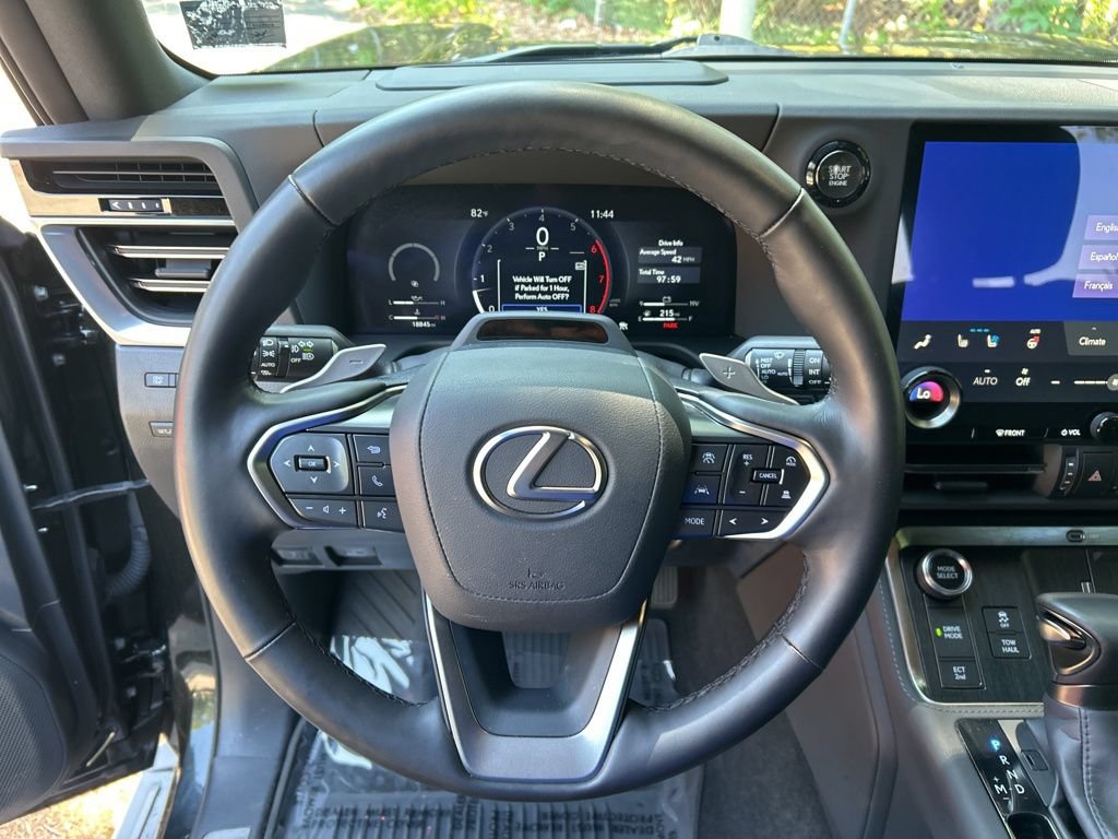Used 2025 Lexus GX 550 w/ Cold Area Package AWD/4WD image 22