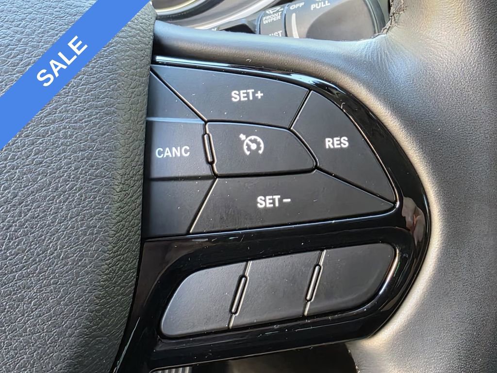 Used 2021 Jeep Cherokee Latitude Plus image 28