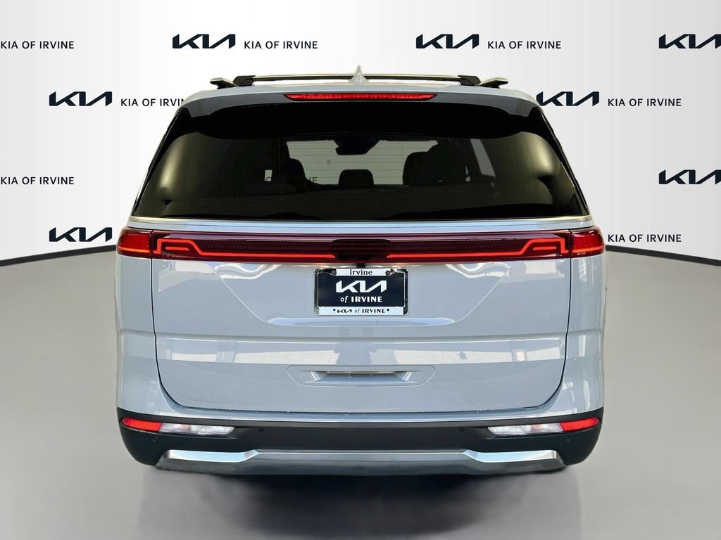 Certified 2024 Kia Carnival SX Prestige FWD image 8
