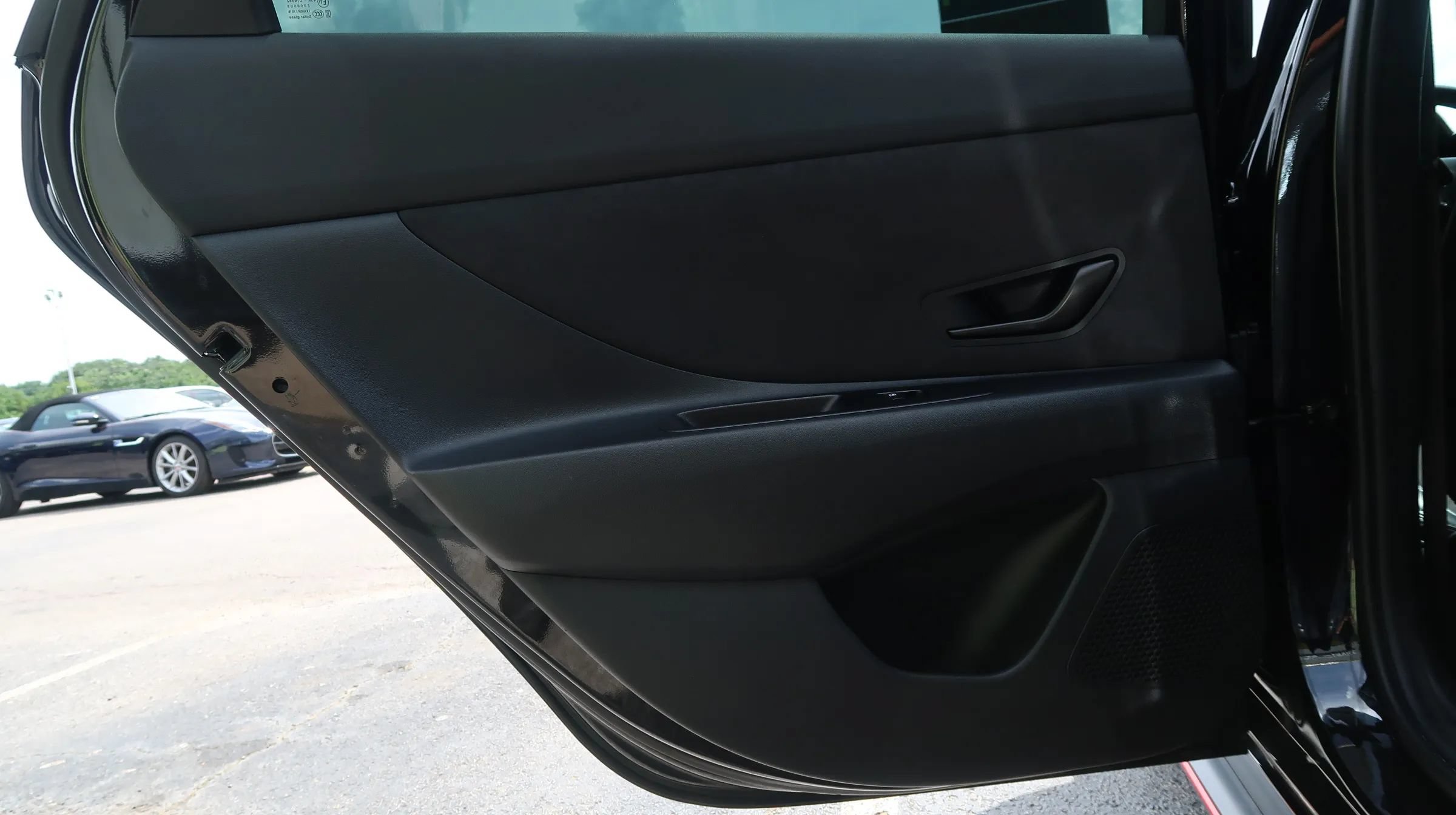 Used 2025 Hyundai Elantra N FWD image 46