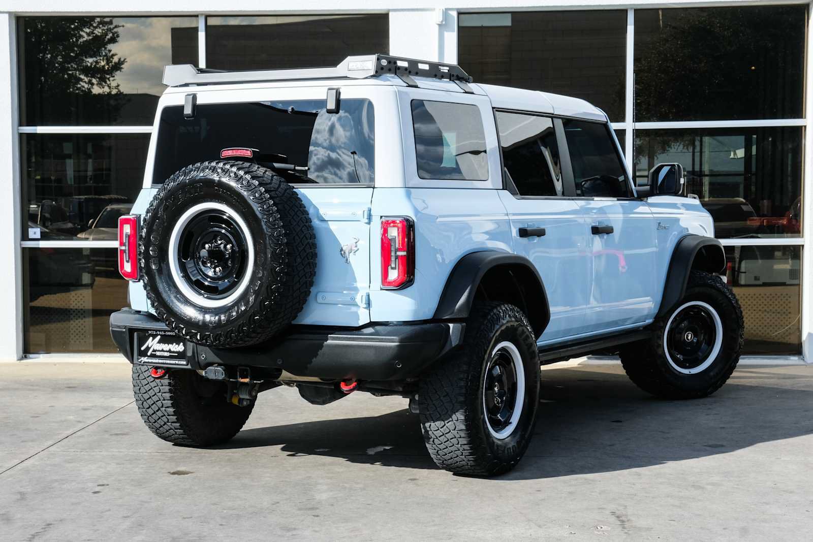 Used 2023 Ford Bronco Heritage Edition AWD/4WD image 11
