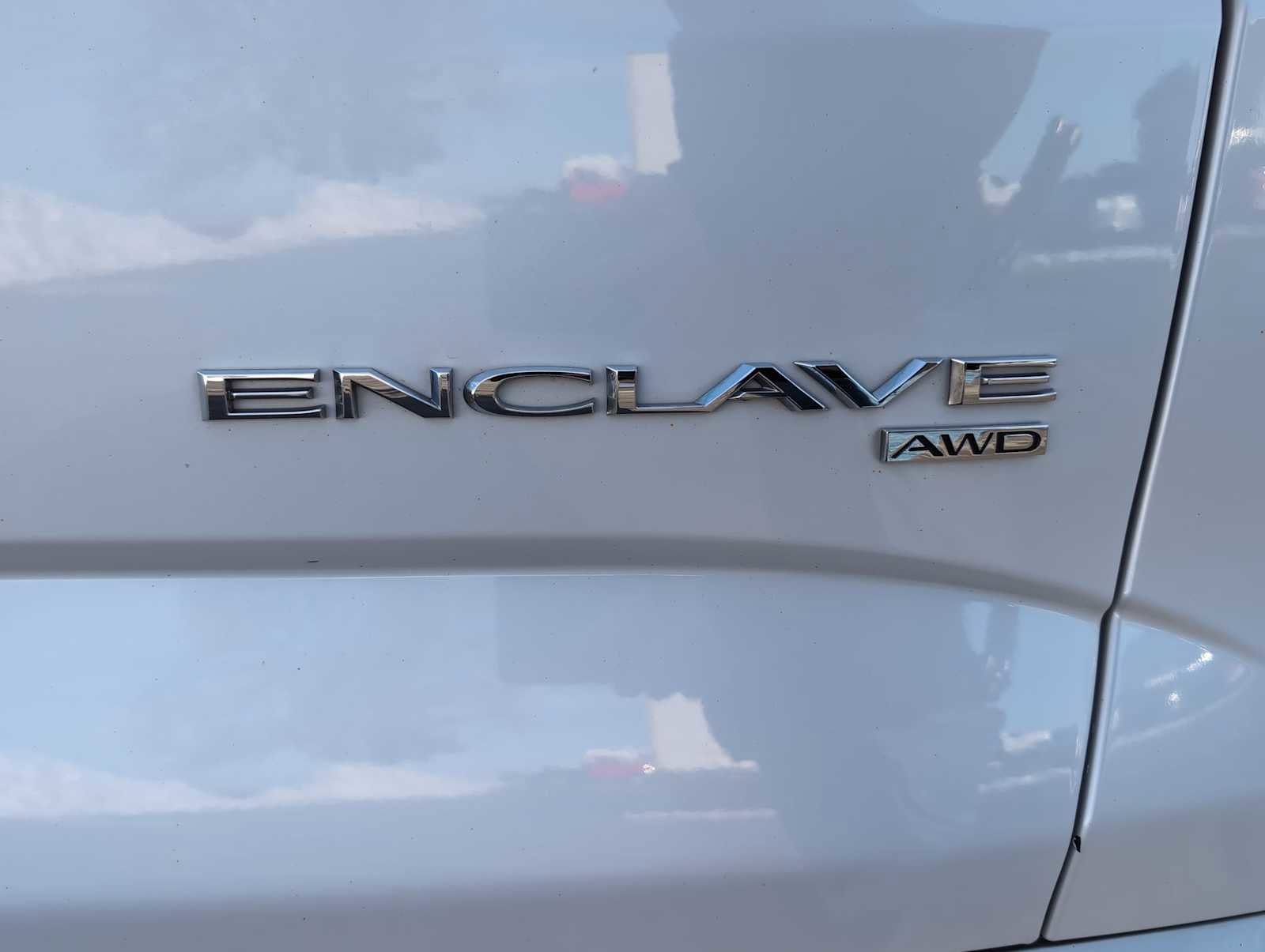 Used 2018 Buick Enclave Premium w/ LPO, Hit The Road Package image 32