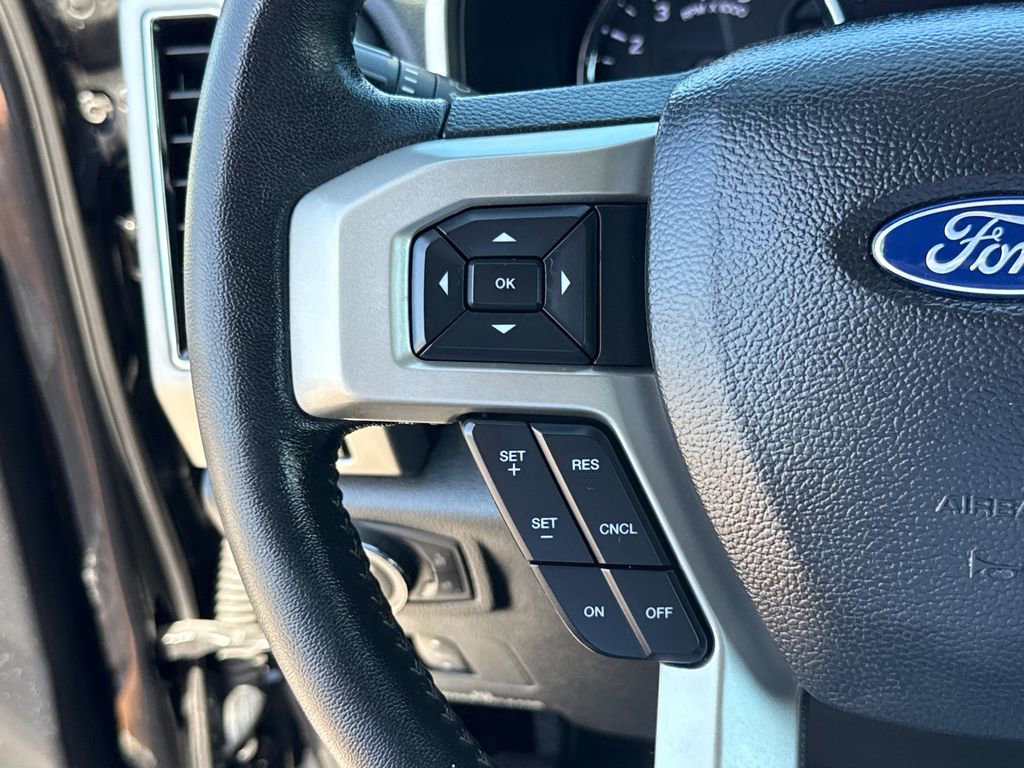 Used 2020 Ford F250 Lariat w/ Lariat Value Package AWD/4WD image 15