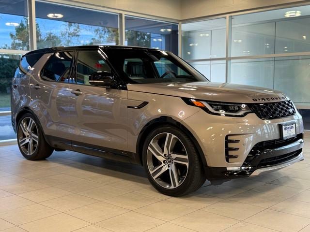 Used 2021 Land Rover Discovery HSE R-Dynamic AWD/4WD image 6