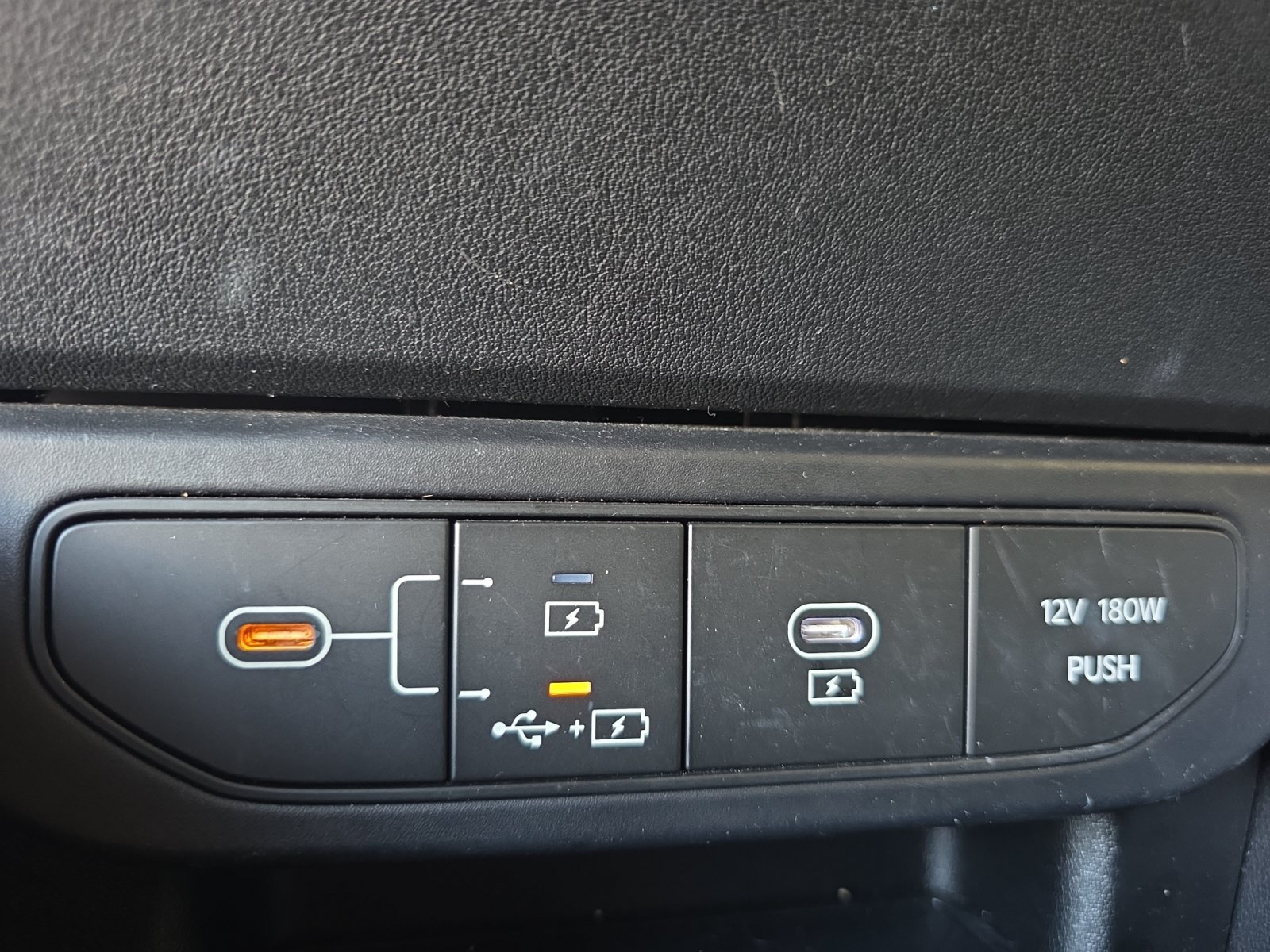 Certified 2025 Kia K4 FWD image 19