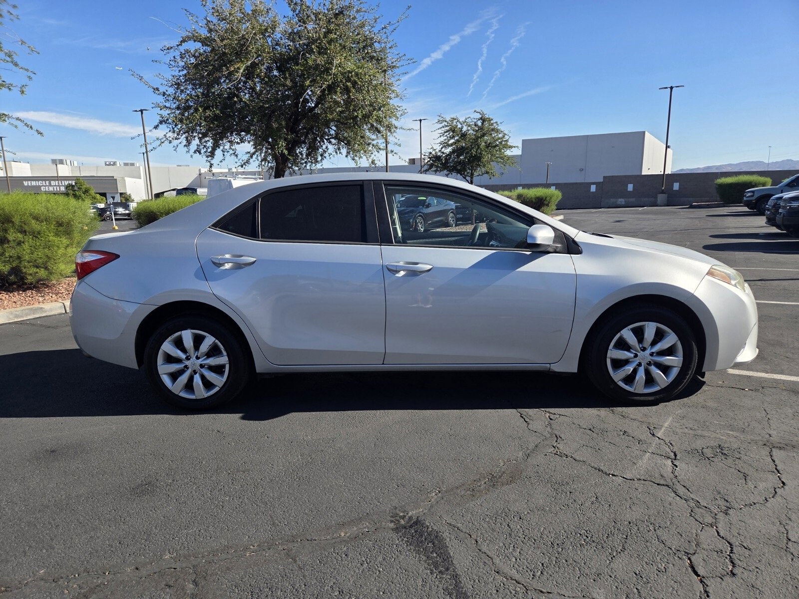 Used 2015 Toyota Corolla LE image 7