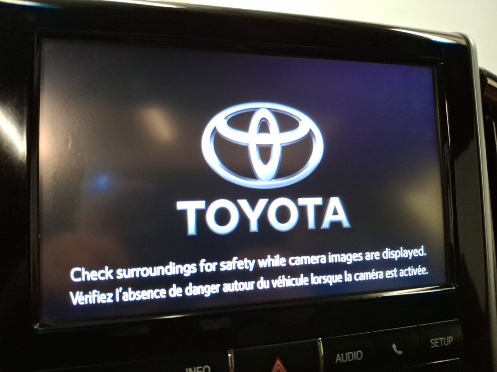 Used 2016 Toyota Land Cruiser AWD/4WD image 23