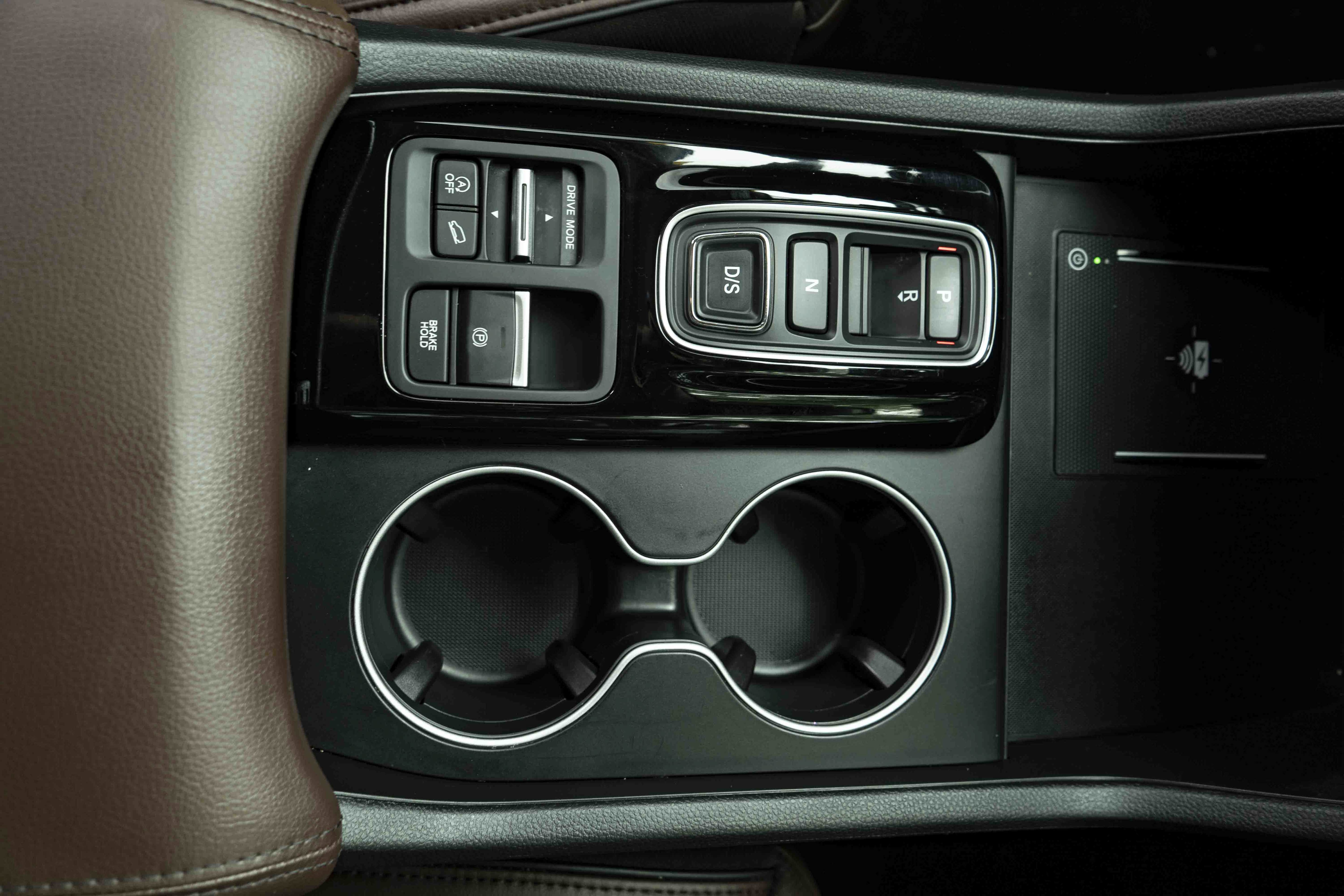 Certified 2025 Honda Pilot Elite image 28