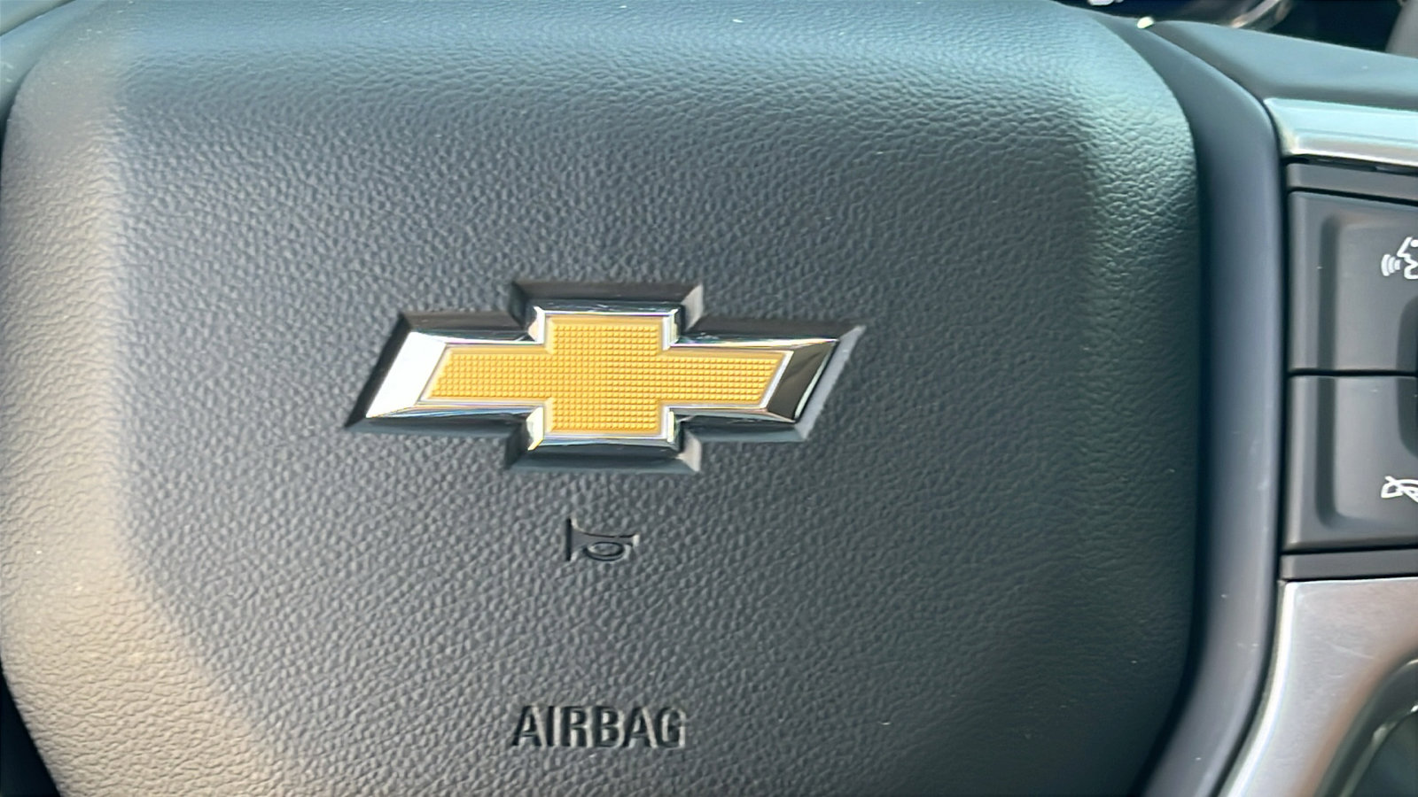 Used 2025 Chevrolet Silverado 1500 LT w/ Texas Edition Plus image 17