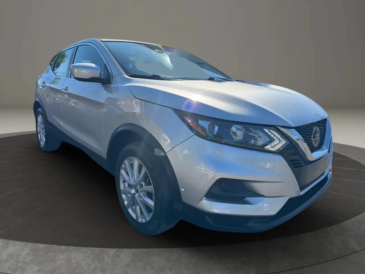 Used 2021 Nissan Rogue Sport S FWD image 7