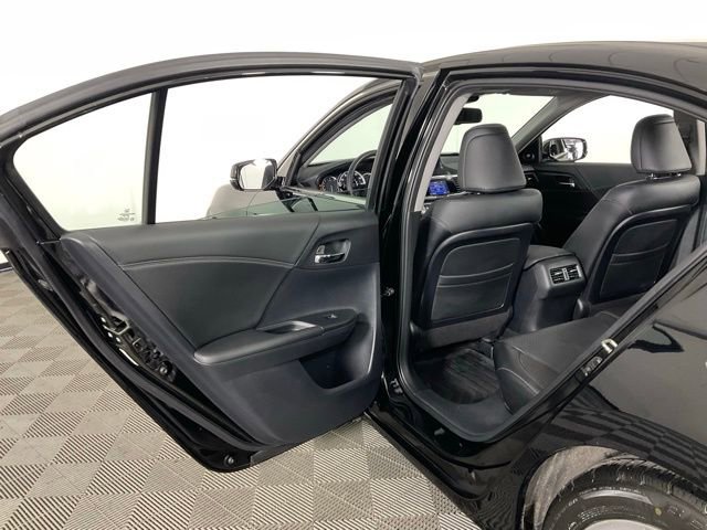 Used 2013 Honda Accord EX-L image 32