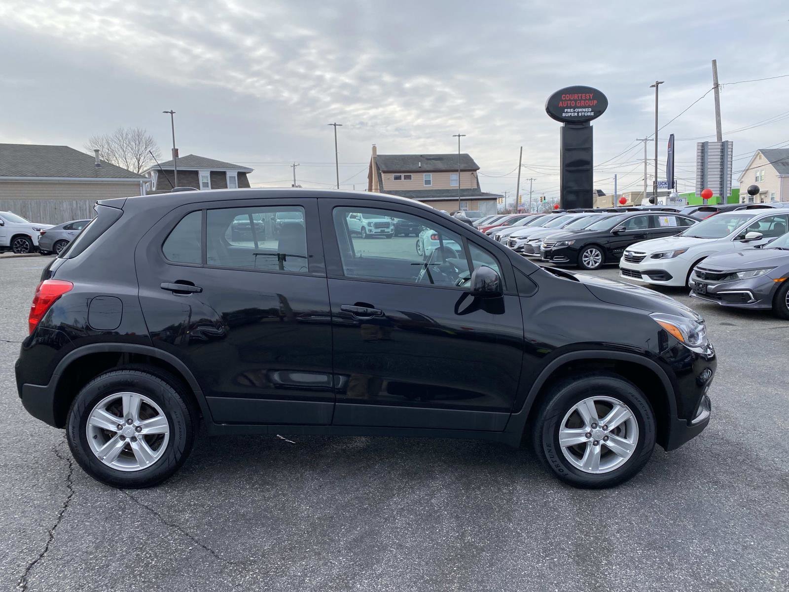 Used 2019 Chevrolet Trax LS image 8