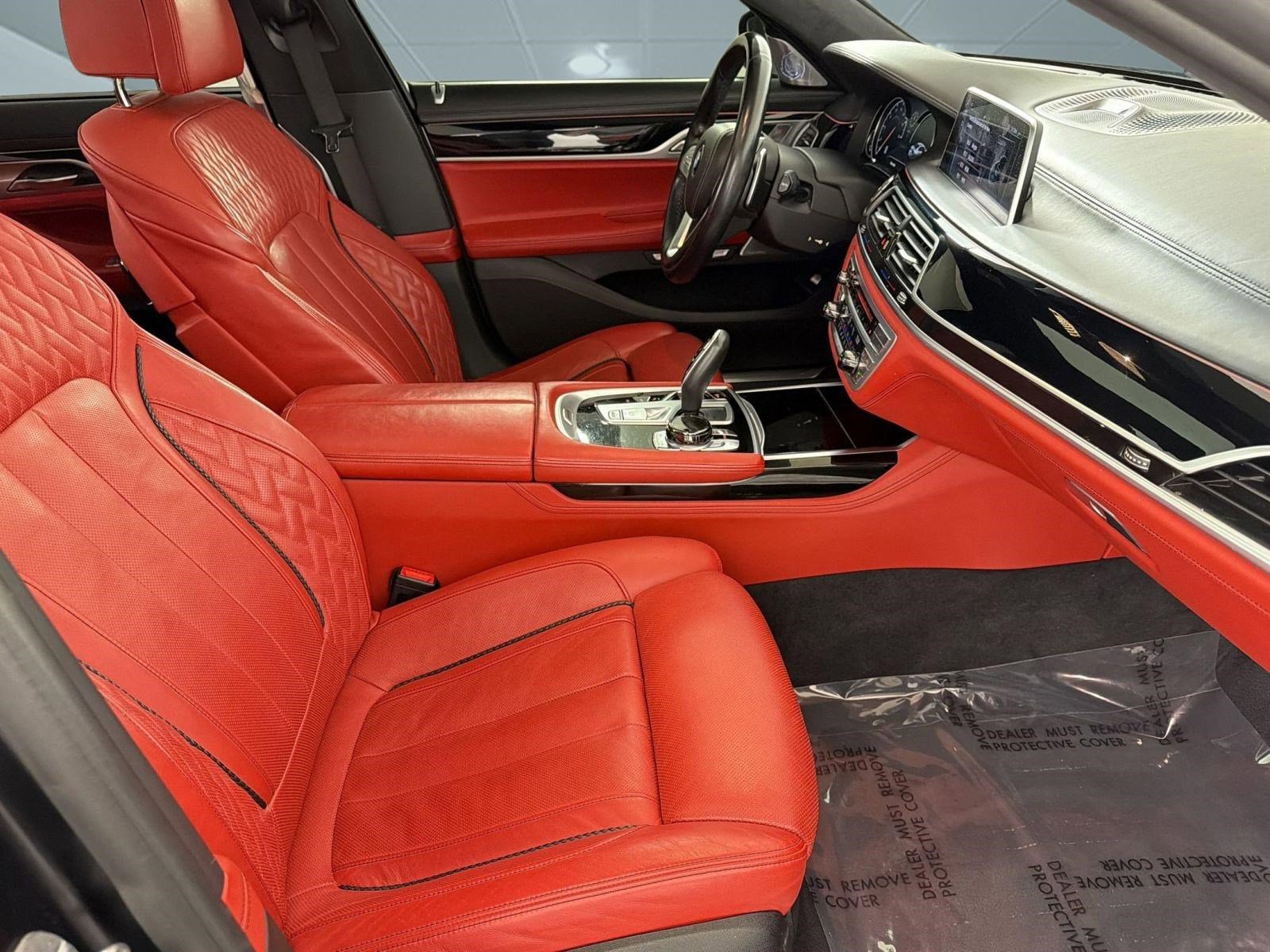 Used 2017 BMW 750i RWD image 31