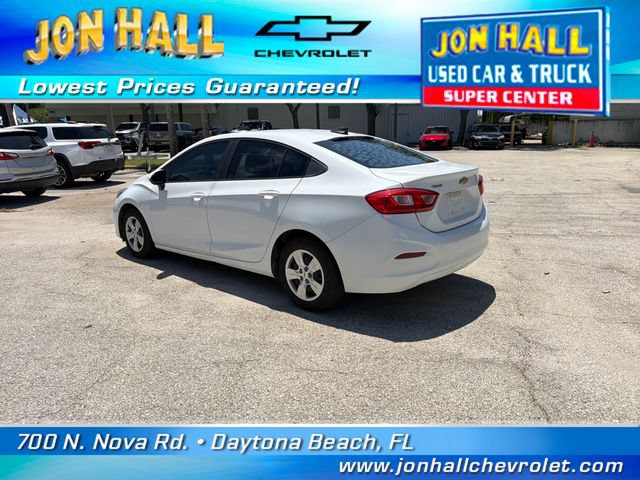 Used 2017 Chevrolet Cruze LS FWD image 6