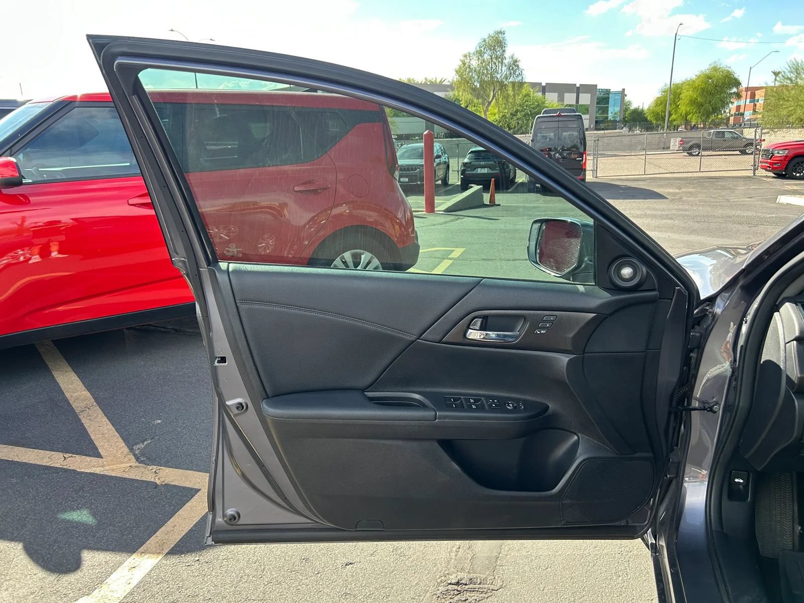 Used 2014 Honda Accord EX-L image 9