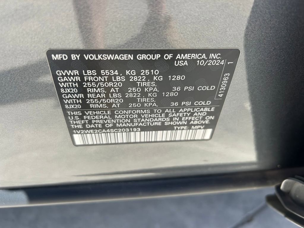 Used 2025 Volkswagen Atlas Cross Sport SE image 10