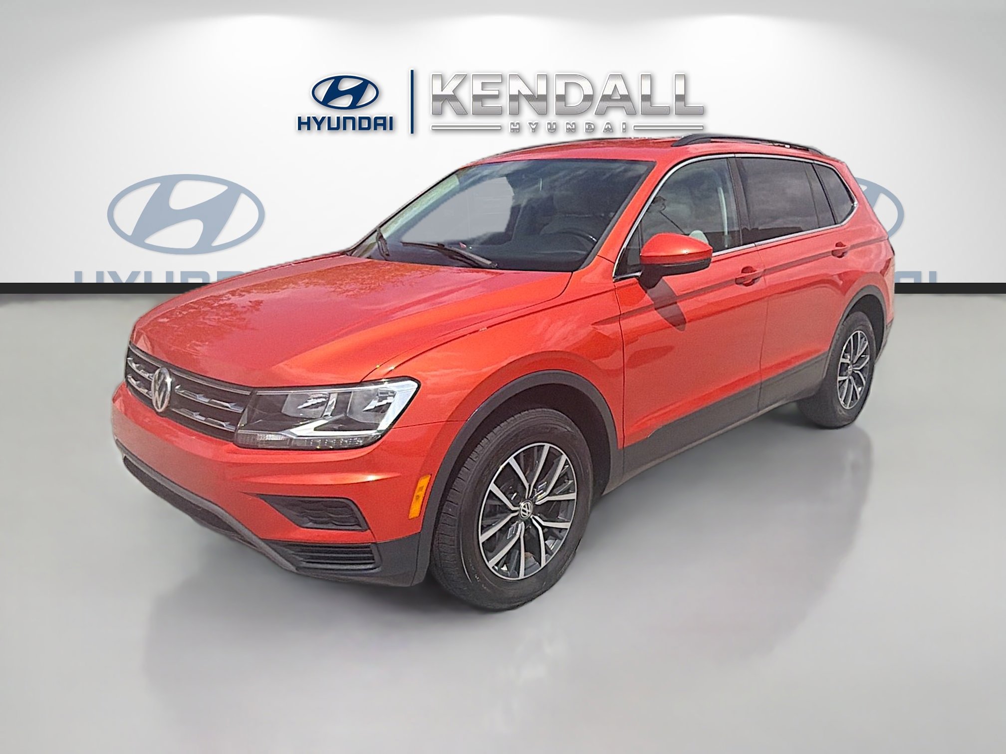 Used 2019 Volkswagen Tiguan SE image 3